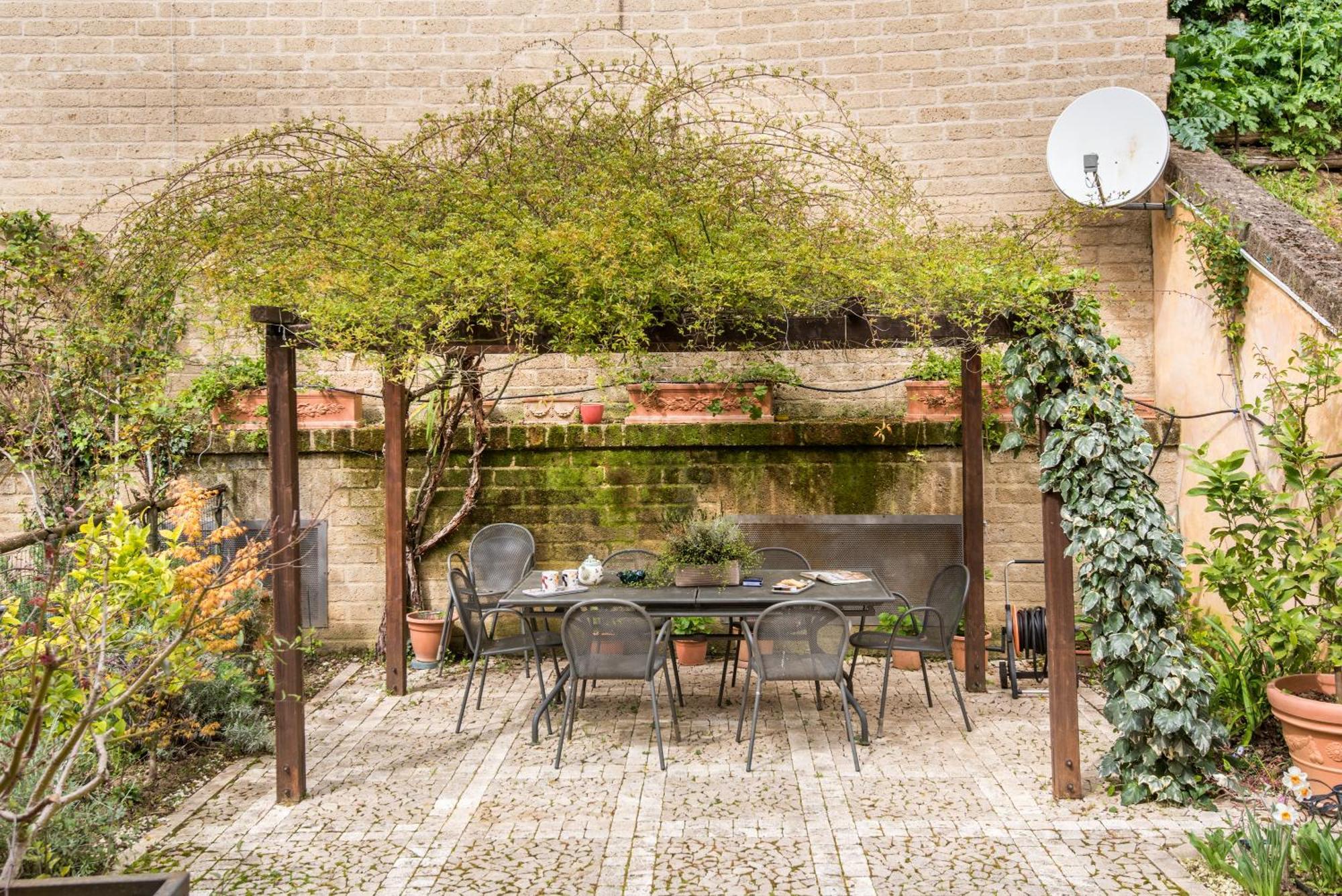 Casa vacanze Secret Garden Siena